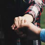 relationship real original couple hand pic